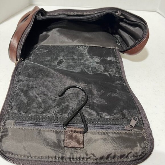 Men's Travel Kit Toiletry Hanging Zippered Bag Perry Ellis Portfolio Brown - Picture 6 of 16